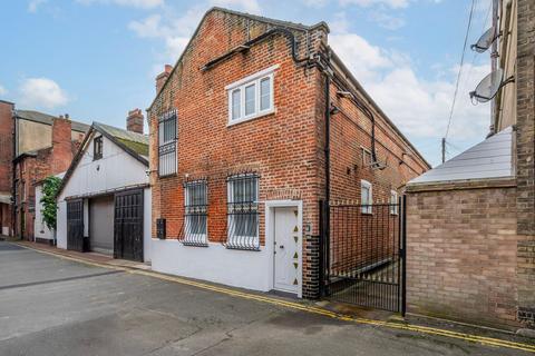 undefined, Wellington Road, NR30