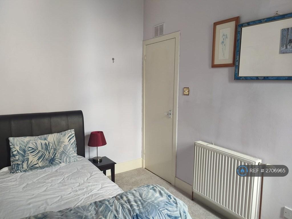 Bedroom-1