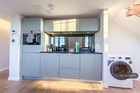 1 bedroom flat to rent, Mcdonald Road, Edinburgh, EH7