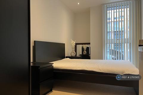 1 bedroom flat to rent, Dowells Street, London, SE10