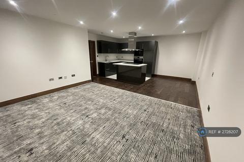 3 bedroom flat to rent, Scarbrook Road, Croydon, CR0