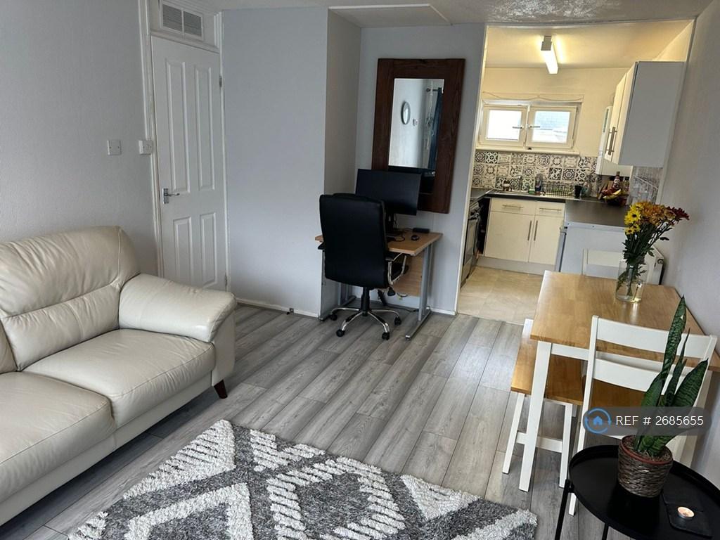 Frontroom