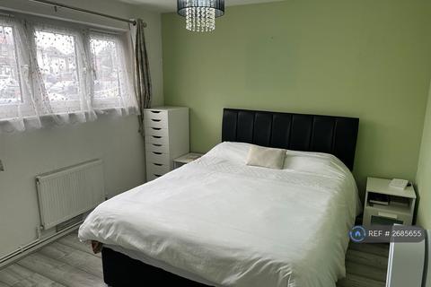 undefined, The Heights, London, SE7