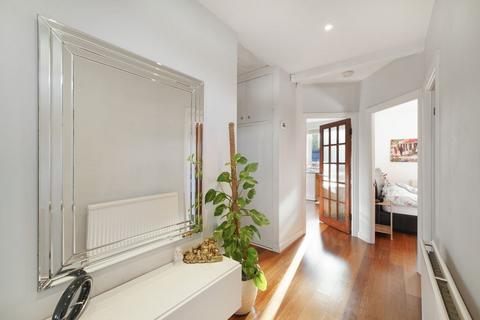 undefined, Eastern Avenue, Pinner HA5