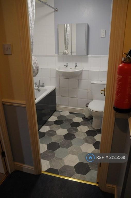 Upstairs Bathroom