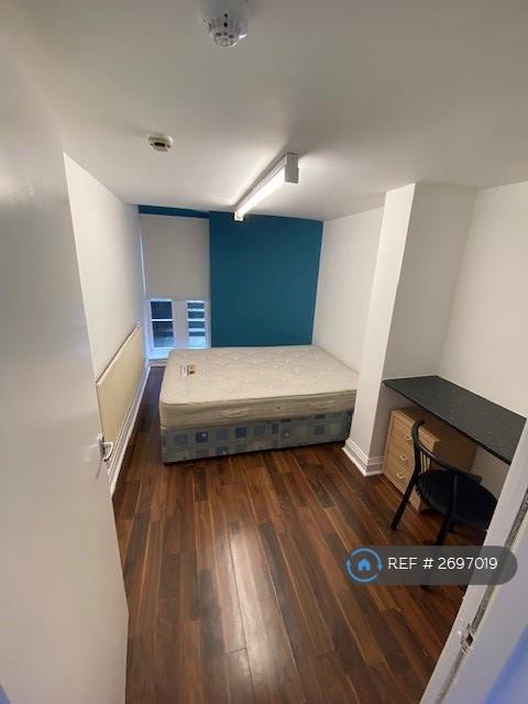 Room b