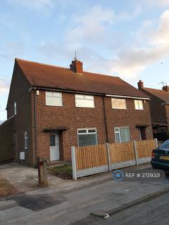 3 bedroom semi-detached house to rent, Salterford Road, Hucknall, Nottingham, NG15