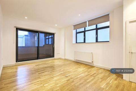 2 bedroom flat to rent, Colne House, London, E1