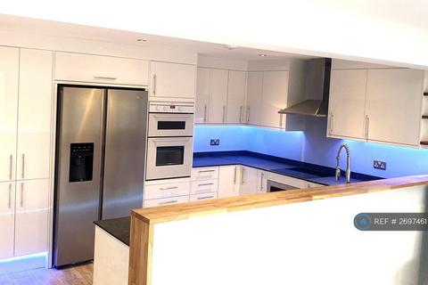 undefined, Harvard Road, London, W4