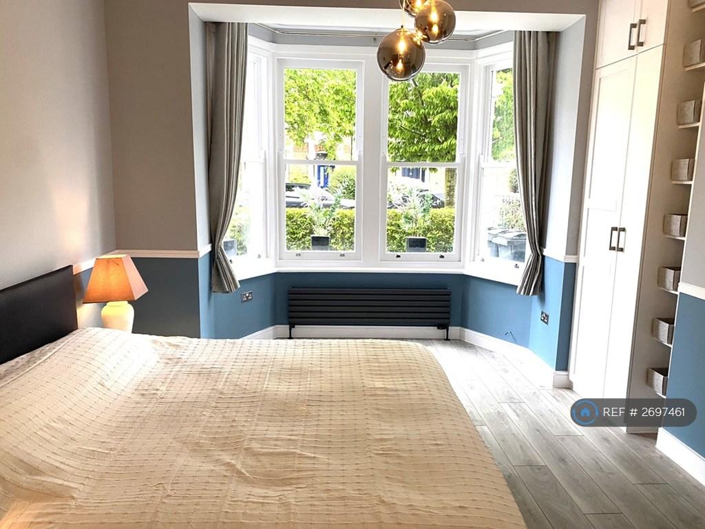 Bedroom 1 (Reception Room)