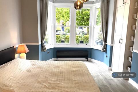undefined, Harvard Road, London, W4
