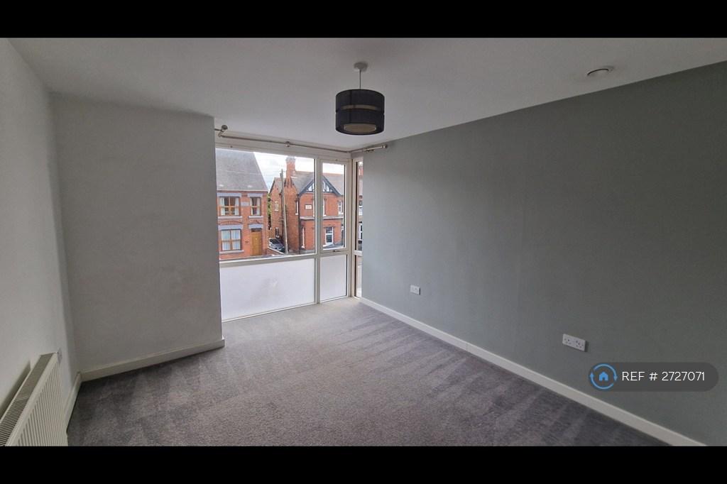 Living Room/Bedroom 1