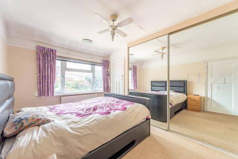 undefined, Whitton Avenue East, Perivale, Greenford, UB6