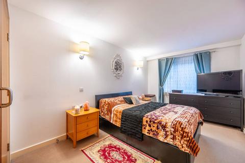1 bedroom flat for sale, Empire Way, Wembley Park, Wembley, HA9