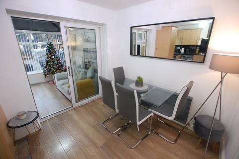 4 bedroom detached house for sale, Carrbrook Crescent, Stalybridge SK15