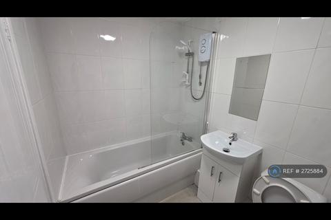 2 bedroom flat to rent, Jesmond Place, Newcastle Upon Tyne, NE2