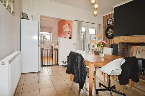 2 bedroom house for sale, Ashfield Road, Chesterfield S41