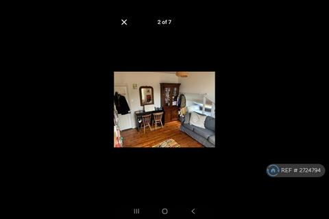 undefined, Grove Park, London, SE5