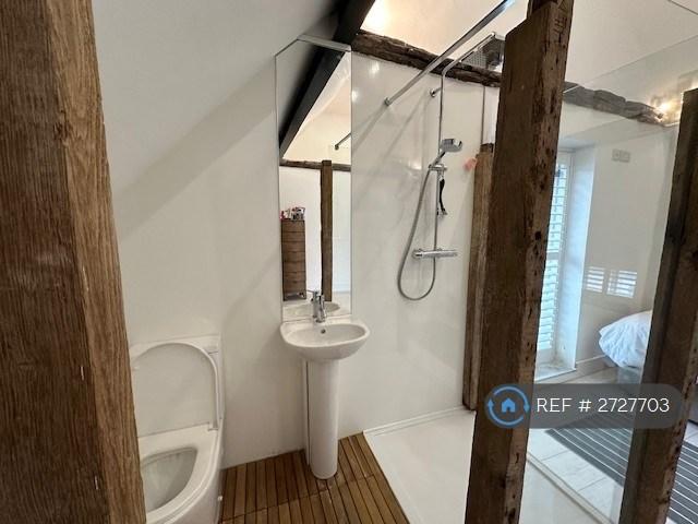 Master Ensuite