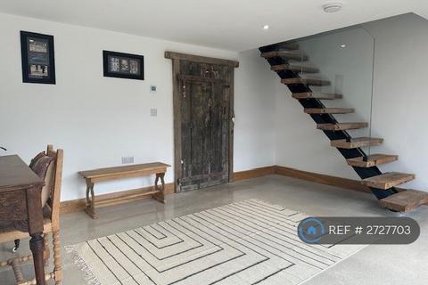 undefined, Clawdd Y Parc Farm, Llangybi, NP15