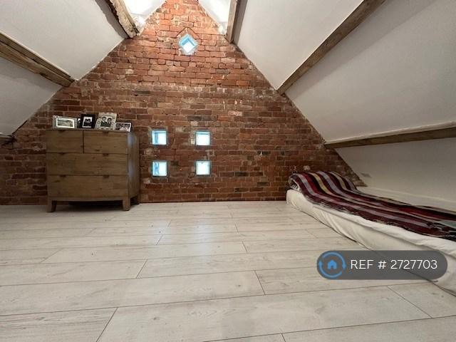 Bedroom 3 Mezzanine