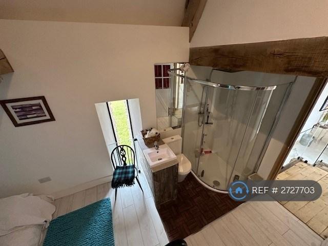 Bedroom 3 Ensuite