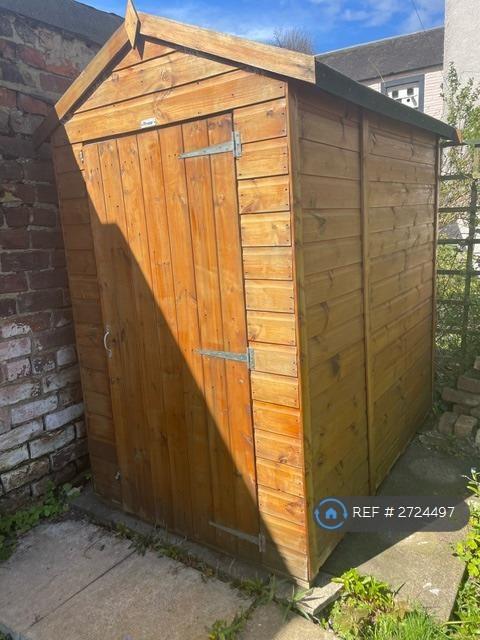 Private Shed
