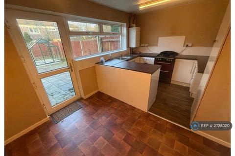 3 bedroom terraced house to rent, Woodgate Gardens, Birmingham, B32