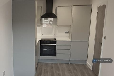 1 bedroom flat to rent, Montrose House, Slough, SL1