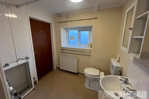 undefined, Llewellyn Terrace, Tonypandy, Rhondda Cynon Taff, CF40