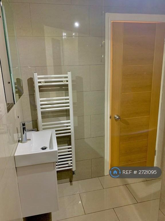 Modern Bathroom