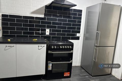 undefined, Stoneleigh Avenue, Enfield, EN1
