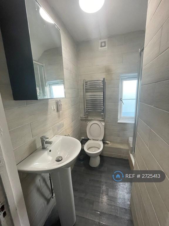 First Floor Shower/Wc
