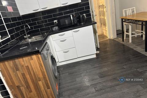 undefined, Stoneleigh Avenue, Enfield, EN1