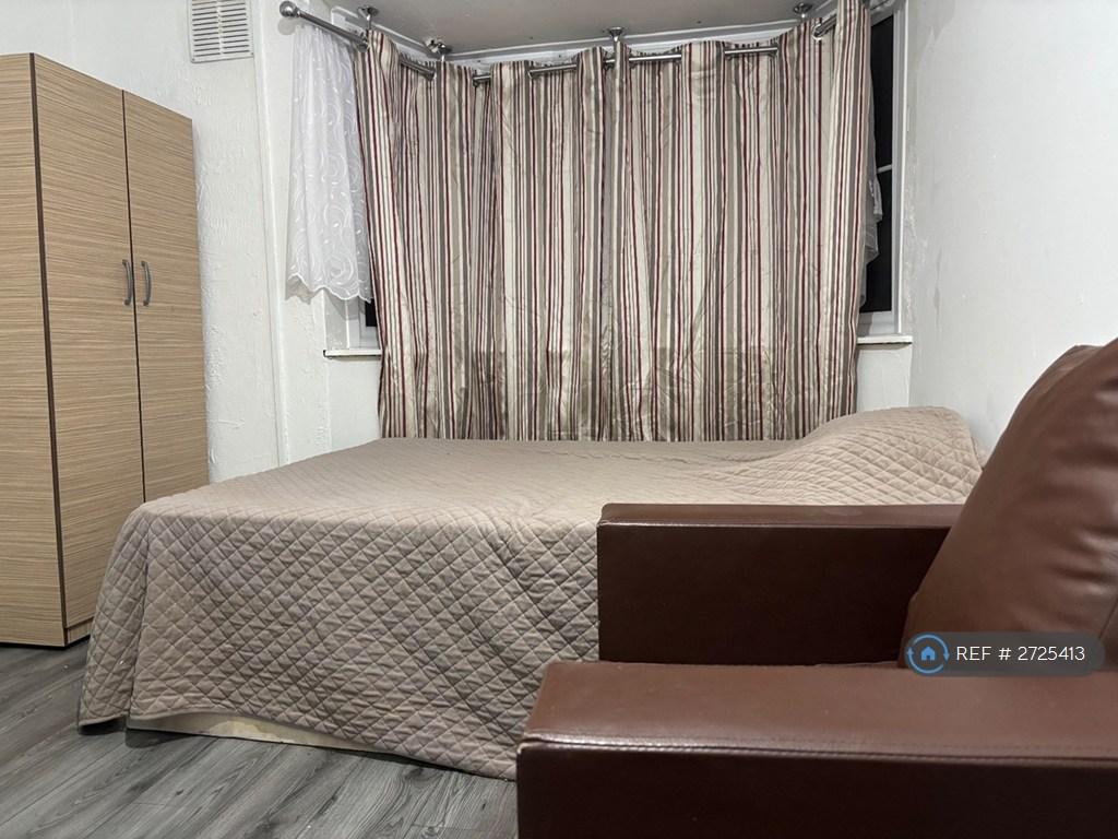 Bedsit Double Room