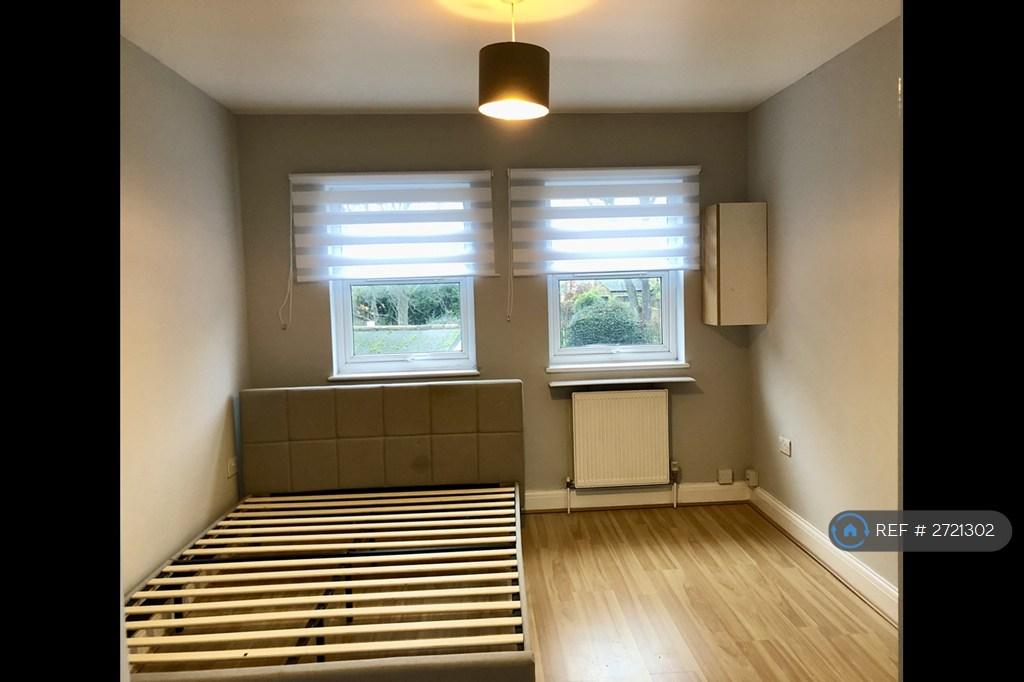 Bed-1 (Ensuite)