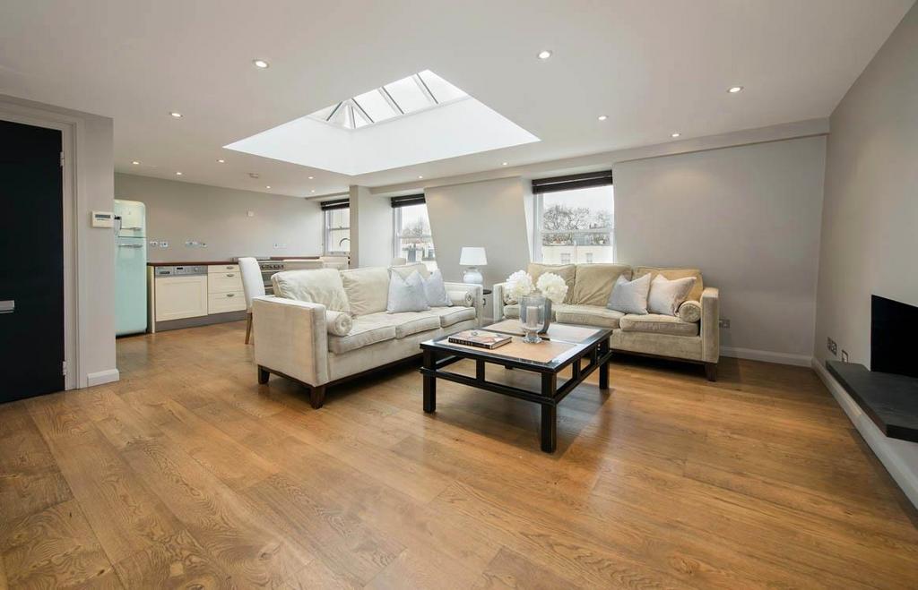 Recep A Lo Res Eaton Square 22.jpg