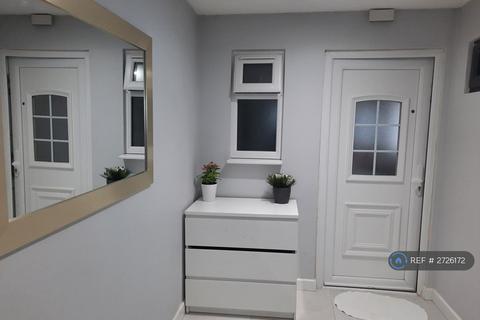 1 bedroom flat to rent, Bath Road, Maidenhead, SL6