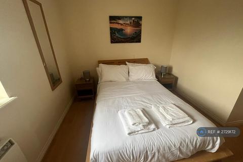 undefined, Little London Close, Uxbridge, UB8
