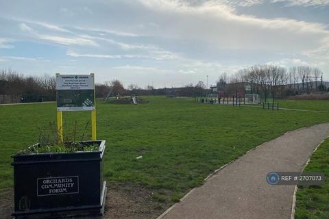 undefined, Elm Road, Grays, RM17