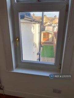 undefined, Elm Road, Grays, RM17