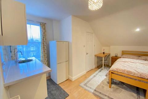 undefined, Broughton Road, West Ealing