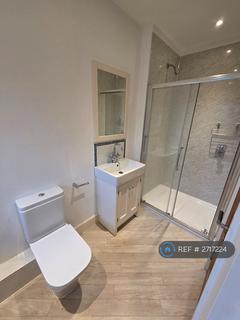 undefined, Ashford Road, Staines-Upon-Thames, TW18