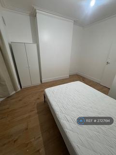 undefined, Russell Rise, Luton, LU1