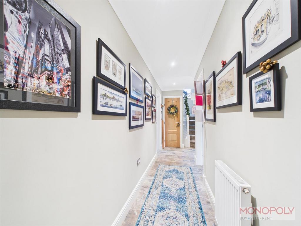 CAM03815 G0-PR0374-STILL020.jpg