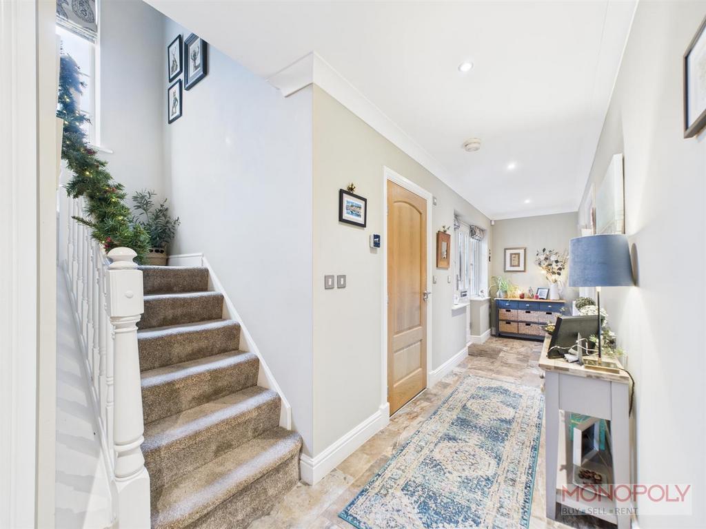 CAM03815 G0-PR0374-STILL021.jpg