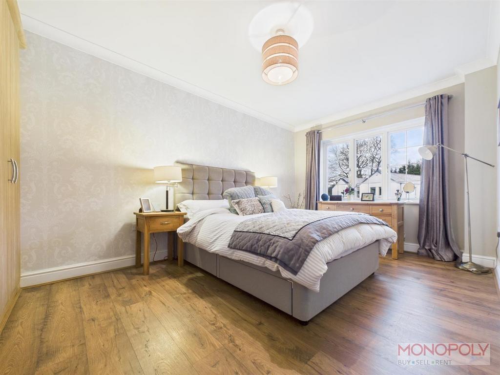 CAM03815 G0-PR0374-STILL037.jpg