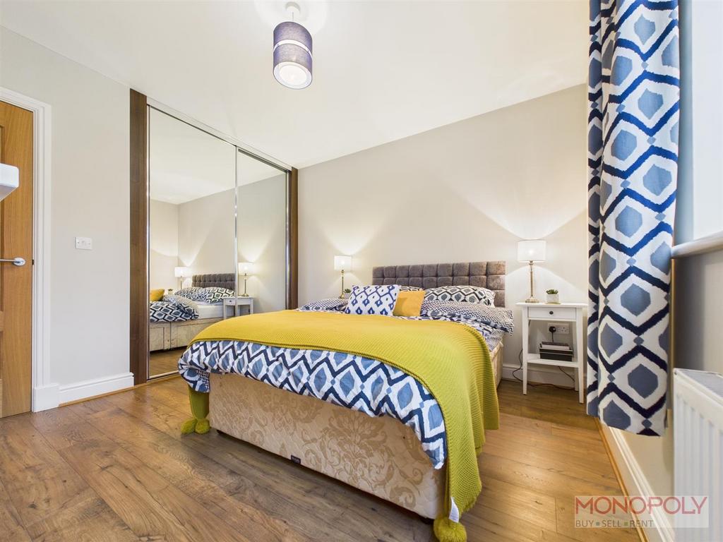 CAM03815 G0-PR0374-STILL048.jpg