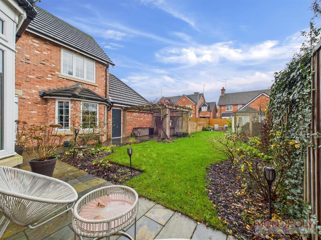 CAM03815 G0-PR0374-STILL058.jpg