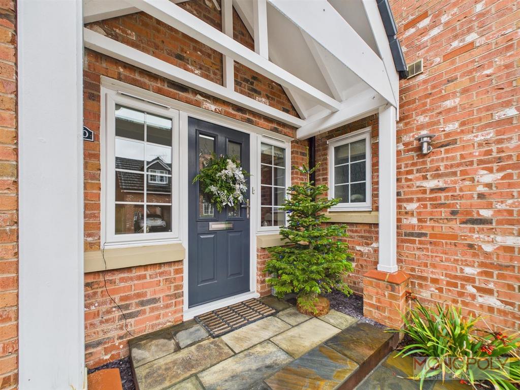 CAM03815 G0-PR0374-STILL062.jpg